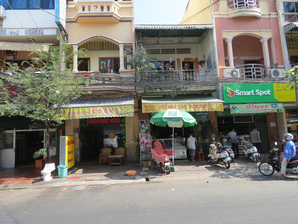 Jun Jun Guesthouse Phnompenh Exteriér fotografie